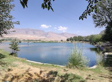 tajikistan/panjakent/attraction/park-s-ozerom