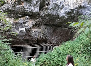 slovenia/postojna-cave/attraction/crna-jama