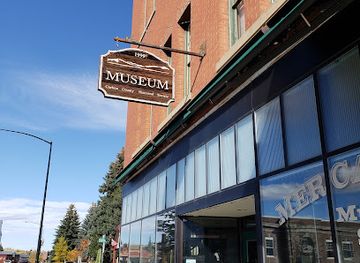 montana/beartooth-highway/attraction/carbon-county-historical-society-museum