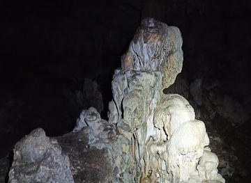 greece/attica/attraction/lion-cave