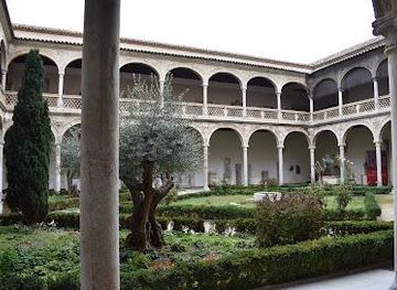 spain/toledo/attraction/museum-of-santa-cruz