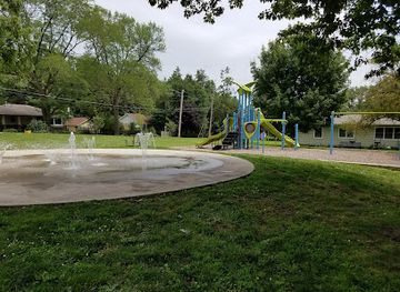 iowa/iowa-city/attraction/tower-court-park