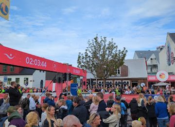 iceland/reykjavik-capital-area/attraction/reykjavik-marathon-finish-line