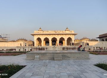 india/agra/sikandra/attraction/anguri-bagh