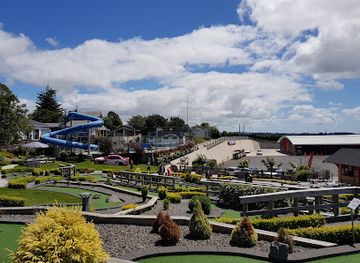 new-zealand/taranaki/attraction/hillsborough-car-museum-luge-and-mini-golf-putt-putt