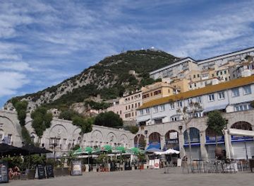 gibraltar/gibraltar-harbour/attraction/grand-casemates-square