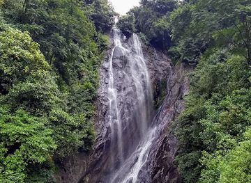 sri-lanka/ratnapura-district/attraction/mohini-falls-maskeliya