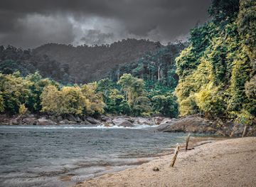 malaysia/terengganu/attraction/belukar-bukit-kayak-adventure-park