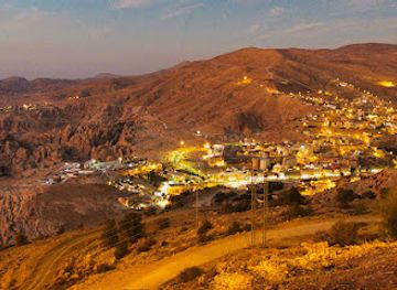 jordan/dana-village/attraction/watching-the-sunset