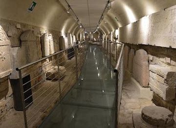 italy/assisi/attraction/roman-forum-and-archaeological-museum