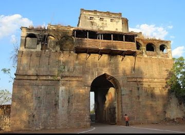 india/north-india/attraction/nizamabad-fort