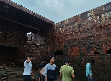 india/lakshadweep/attraction/ship-grounded