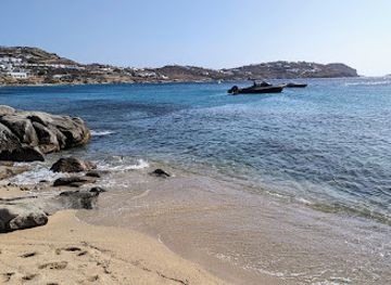 greece/mykonos/ornos/attraction/mia-s-beach