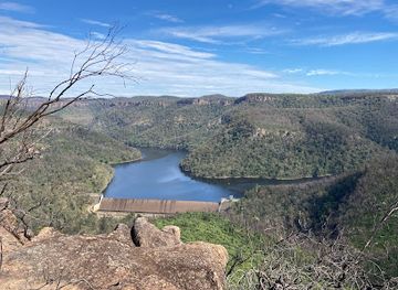australia/central-highlands/attraction/three-views-walking-track