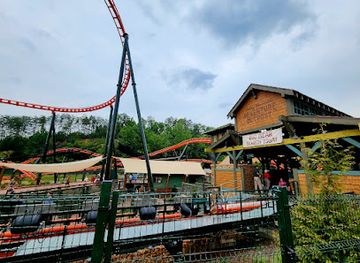 tennessee/dollywood/attraction/big-bear-mountain