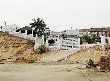 angola/lower-congo-basin/attraction/baia-azul