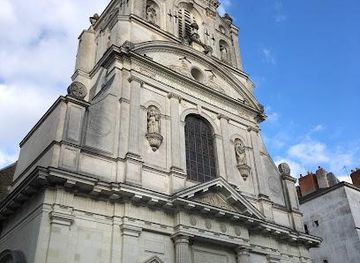 france/nantes/attraction/eglise-sainte-croix-de-nantes