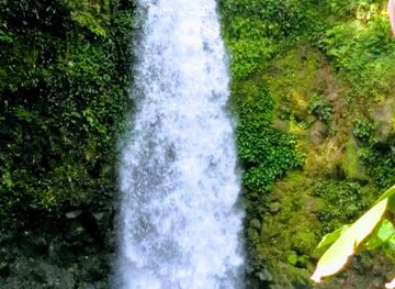 cameroon/centre-region/attraction/mile-15-waterfall