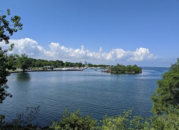 ohio/cleveland/attraction/cleveland-metroparks-lakefront