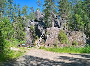 finland/rovaniemi/attraction/giant-s-kettle-sukulanrakka