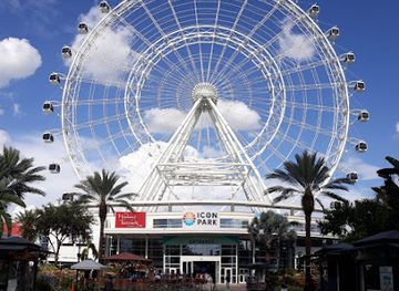 florida/orlando/international-drive/attraction/the-wheelhouse-at-icon-park