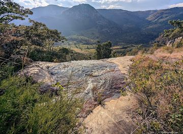zimbabwe/nyanga-national-park/attraction/waterfall