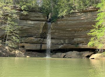 kentucky/bluegrass-region/attraction/carter-caves-state-resort-park