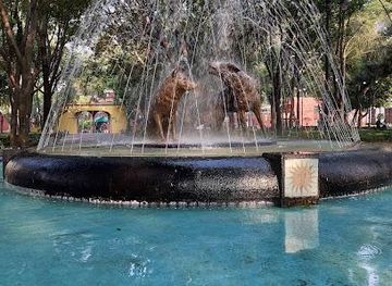 mexico/mexico-city/attraction/fuente-de-los-coyotes