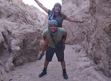 egypt/dahab/attraction/peshyodnaya-tropa