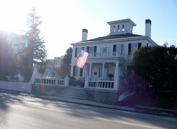 maine/augusta/attraction/blaine-house