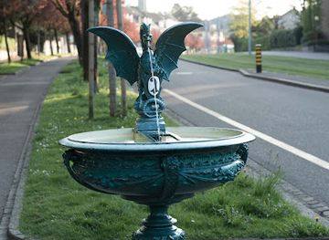 switzerland/basel/attraction/basiliskenbrunnen-bruderholzallee-fritz-hauser-strasse