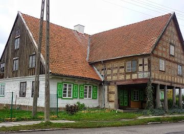 poland/zulawy/attraction/zywy-skansen-architektury-drewnianej