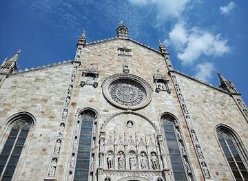italy/milan/attraction/cattedrale-di-santa-maria-assunta-duomo-di-como