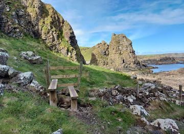 ireland/causeway-coastal-route/attraction/dunseverick-coastal-walk
