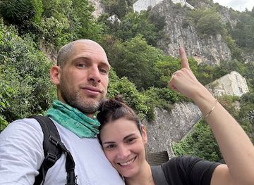 italy/amalfi-coast/attraction/grotta-dei-santi