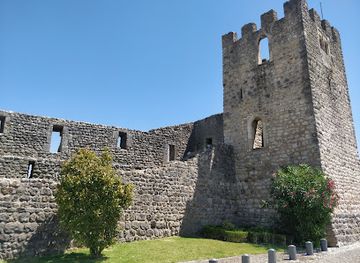 portugal/estremadura/attraction/castle-of-soure
