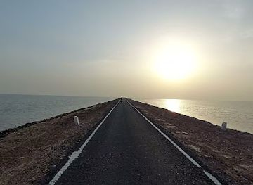 india/rann-of-kutch/attraction/dholavira