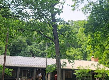 illinois/northern-illinois/attraction/illinois-river-bluff-trail