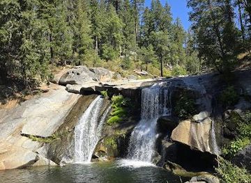 california/yosemite-village/attraction/carlon-falls-trail