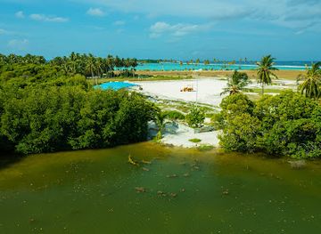 maldives/kaafu-atoll/attraction/huraa-kulhi