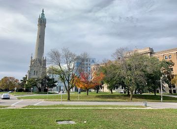 wisconsin/milwaukee/attraction/north-point-water-tower