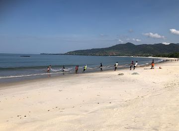sierra-leone/lungi-beach/attraction/tokeh-beach