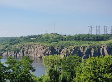 ukraine/zaporizhzhia-region/attraction/hadyucha-pechera