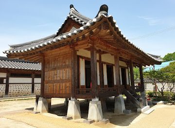 south-korea/yeongdong-region/attraction/birthplace-of-yuk-young-su-in-okcheon