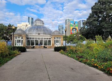 canada/toronto/yorkville/attraction/allan-gardens