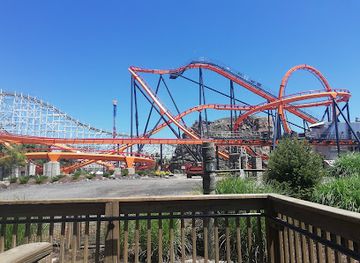 maryland/capital-region/attraction/six-flags-america