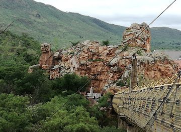 south-africa/north-west/attraction/the-maze-of-the-lost-city