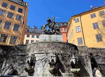 sweden/stockholm-archipelago/attraction/kikis-tour-stockholm-meeting-place