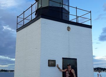massachusetts/north-shore/attraction/derby-wharf-light-station