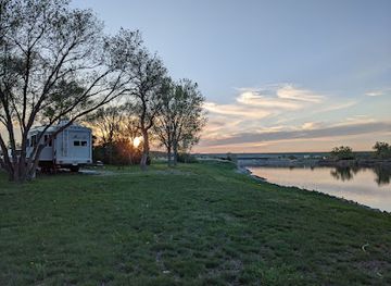 south-dakota/angostura-recreation-area/attraction/oahe-downstream-state-recreation-area